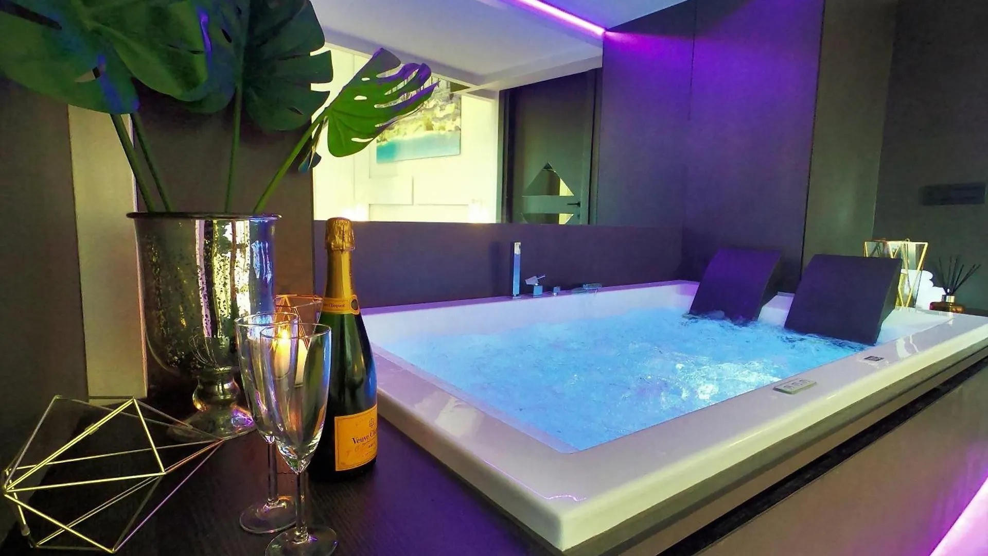 Lux- Spanish Steps 60A Exclusive Suite Apartment Rome