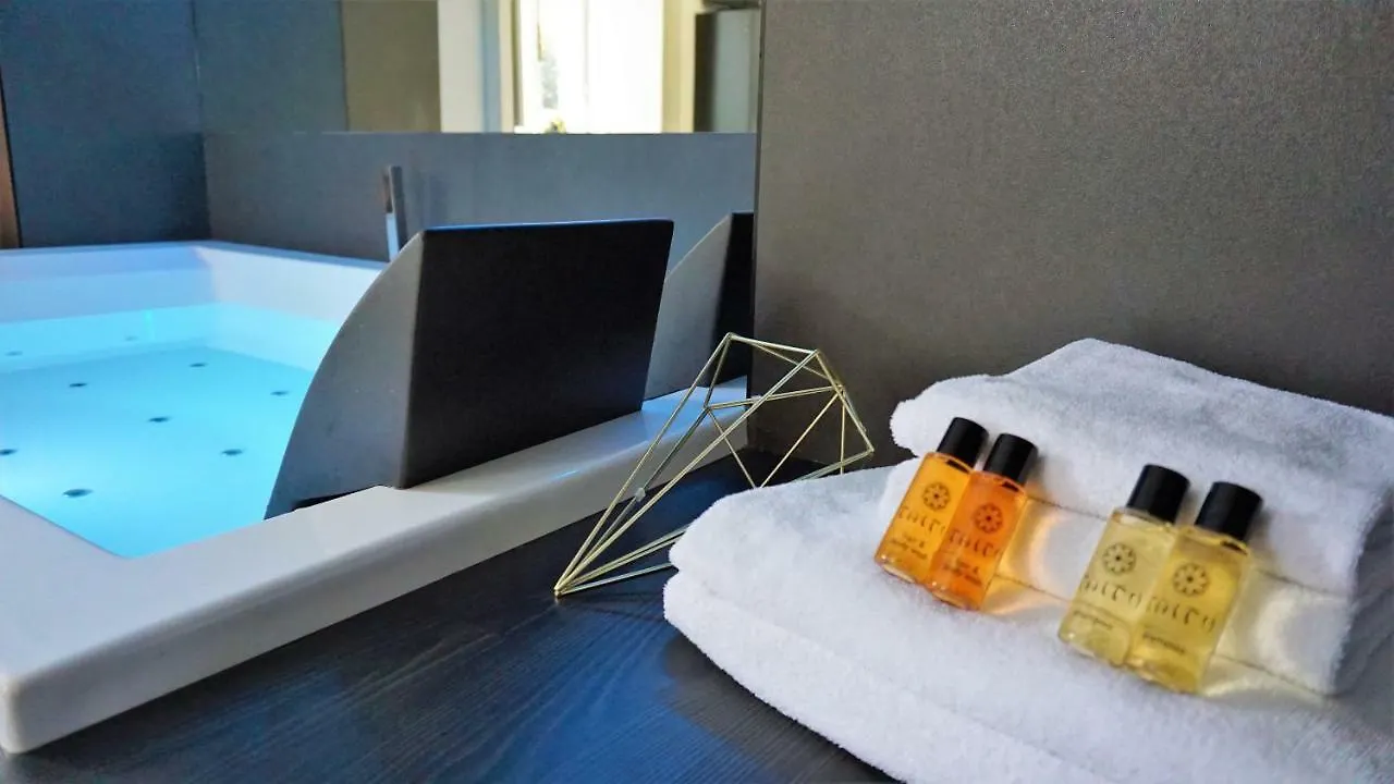 Lux- Spanish Steps 60A Exclusive Suite Apartment Rome Italy